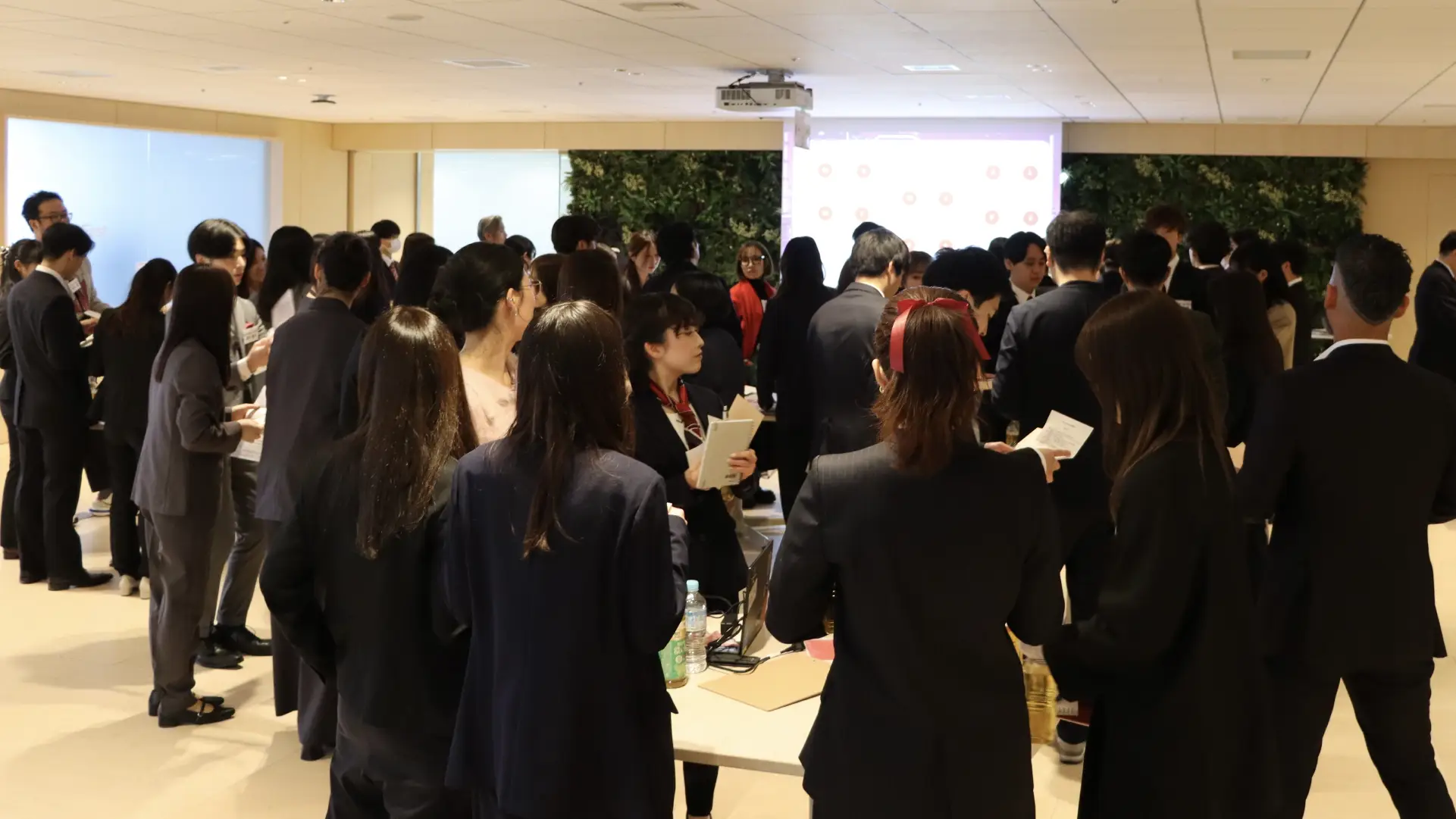 <span>株式会社マテリアル</span> <span>入社式イベント</span>の画像
